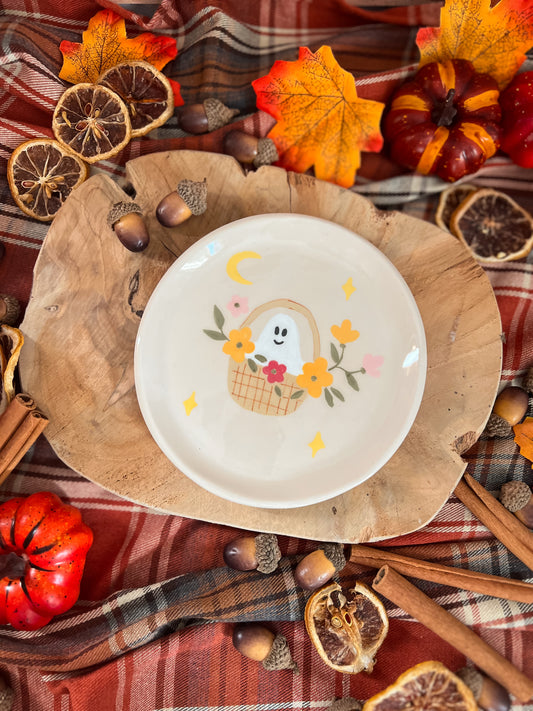 Assiette « Le Fantôme au Panier »PRÉCOMMANDE 🌻